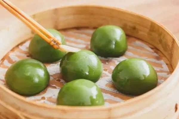 青团：糯米难消化，加重胃胀