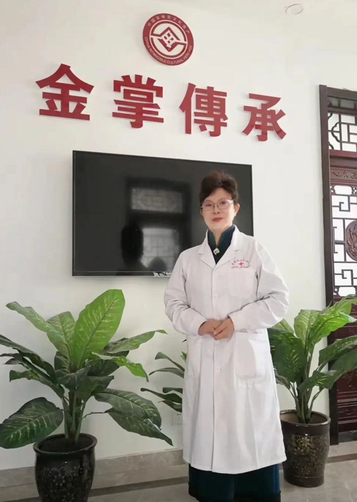 非遗飞针传承人杨金花：用 50 载坚守，传承中医瑰宝！